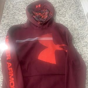 Under armour boys size XL hoodie